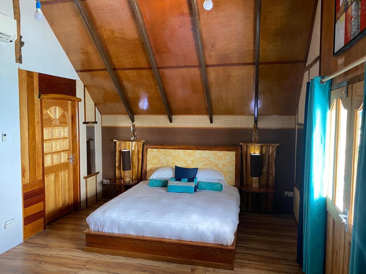 Mouggae Blues Villas โบวาลง ภายนอก รูปภาพ